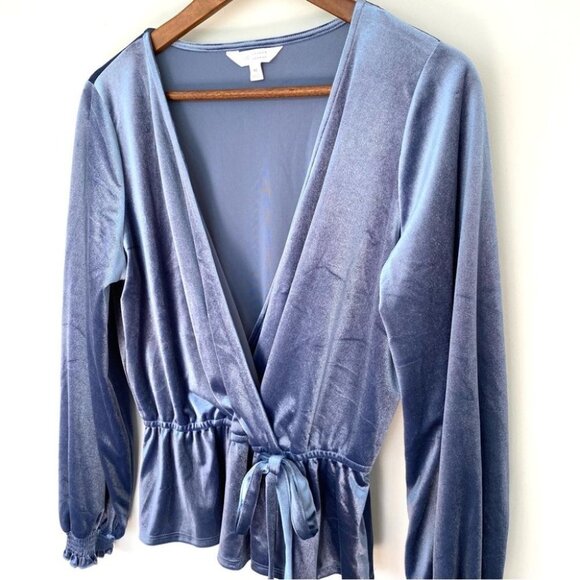 Lauren Conrad surplice top with elasticized waist & long sleeves, stretch - Picture 2 of 11